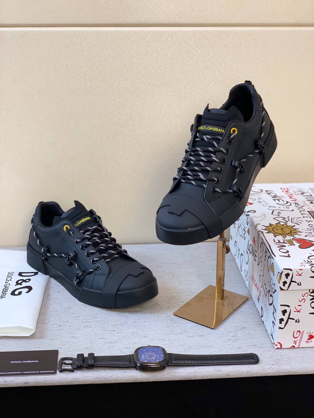 D*G sneaker